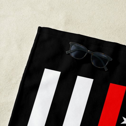 Symbolische Thin Red Line US-Flagge Grafik auf ein Strandtuch (Beispiel)