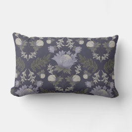 Symmetrical dark purple floral pattern lendenkissen
