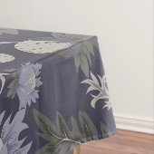Symmetrical dark purple floral pattern tischdecke (Beispiel)