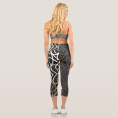 Symmetrie Capri Leggings (Rückseite)