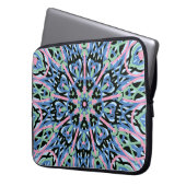 Symmetrisch verziert. laptopschutzhülle (Vorderseite Links)