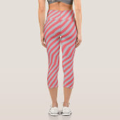 Symmetrischer diagonaler Streifen Hintergrund 5 Capri Leggings (Rückseite)