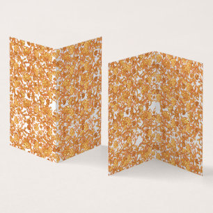 Symmetrisches Blumenmuster mit orangefarbenen Moti
