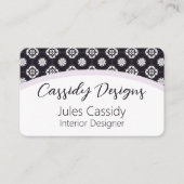 Symmetrisches Muster der weißen Blume auf schwarz Visitenkarte (Vorderseite)