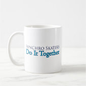 Synchro- Skater tun es zusammen Kaffeetasse (Links)