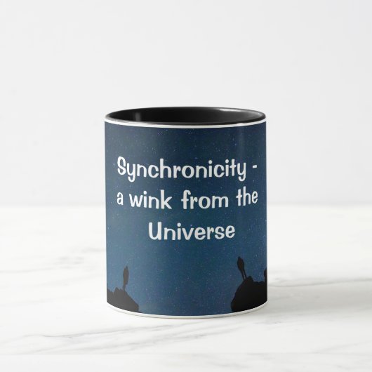 Synchronizität - ein Wink aus dem Universe Zitat Tasse (Zentrum)