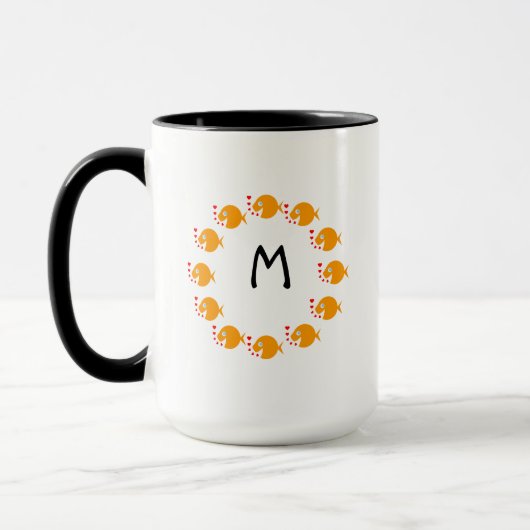 Synchronschwimmen Goldfish Niedlich Mit Monogramm Tasse (Links)