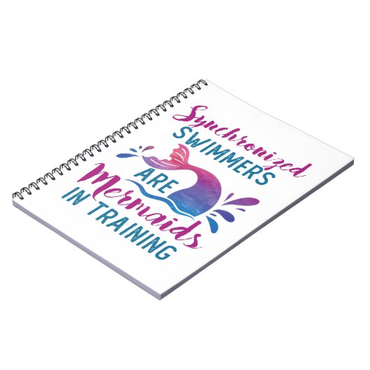 Synchronschwimmer sind Meerjungfrauen im Training Notizblock (Linke Seite)