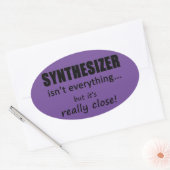 Synthesizer ist nicht alles Oval Sticker (Umschlag)