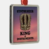 Synthesizer King of Instruments Ornament Aus Metall (Rechts)