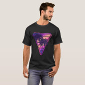 Synthwave Vaporwave Dreieck Palmen Gradient  T-Shirt (Vorne ganz)
