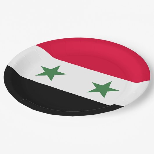 Syrien-Flagge Pappteller (Schrägansicht)