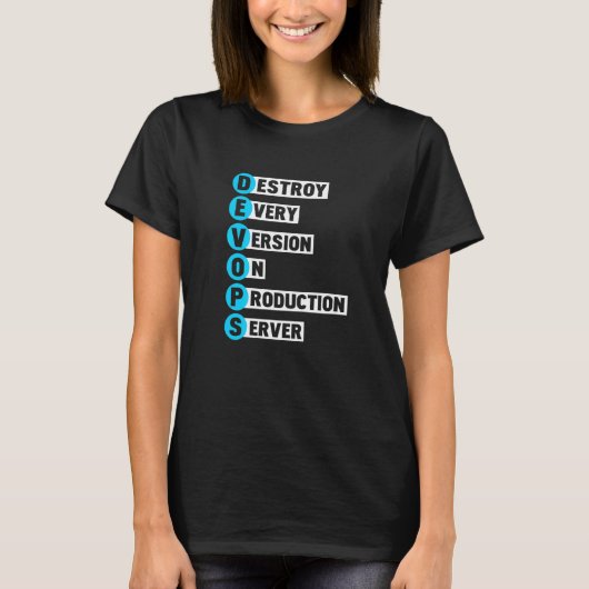 Sys Admin und Entwickler brauchen Helden 1 T-Shirt (Vorderseite)