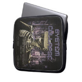 Systemkollaps - Techno-Dystopian Streetwear Laptopschutzhülle (Vorderseite Links)