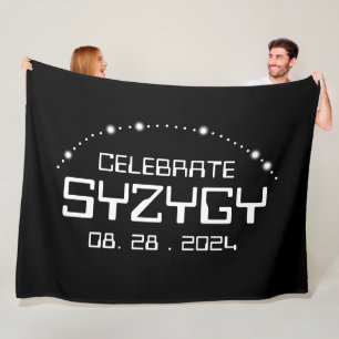 Syzygy am 28. August 2024 feiern Fleecedecke