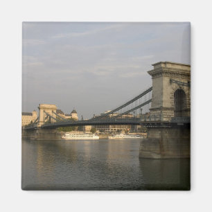 Szechenyi lanchid Szechenyi-Kettenbrücke), 2 Magnet