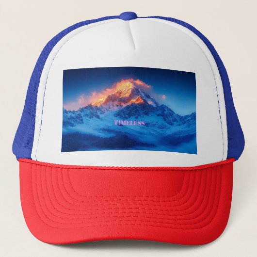T1MELESS Snow Mountain Nightcap Bold design Truckerkappe (Vorderseite)