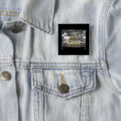 T-34 russischer Behälter, sowjetisches Denkmal, Button (Beispiel)