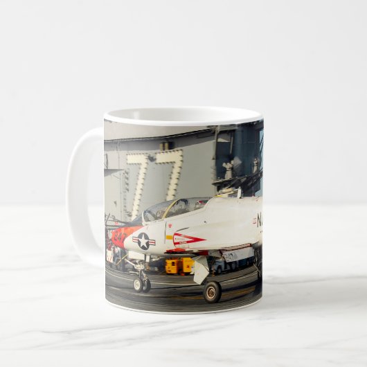 T-45 GOSHAWK KAFFEETASSE (Vorderseite Links)