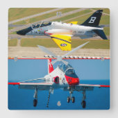 T-45C GOSHAWK QUADRATISCHE WANDUHR (Vorderseite)