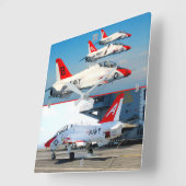 T-45C GOSHAWK QUADRATISCHE WANDUHR (Winkel)