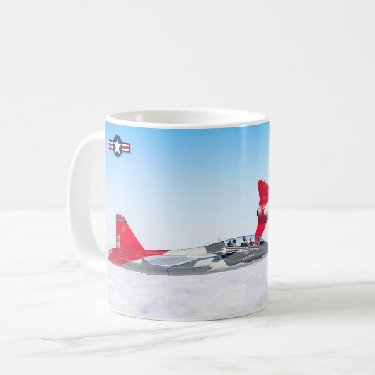 T-7A RED HAWK KAFFEETASSE (Vorderseite Links)