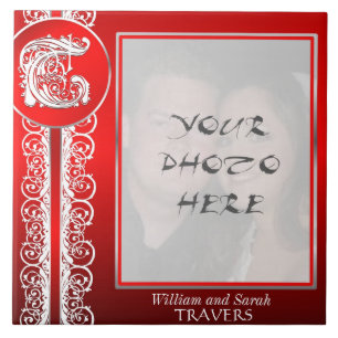 T Monogramm "Weiße Spitzen auf Rot" mit Foto - Til Fliese