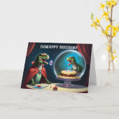 T-Rex auf Kuchen in Tortenständer schauend. Karte (Gelbe Blume)