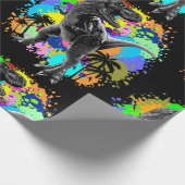 T-Rex Dinosaur Jurassic Reptile auf Paint Stains Geschenkpapier (Ecke)