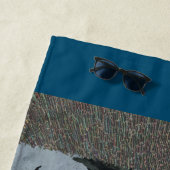 T-Rex durch Dimensionen kommen! Strandtuch (Beispiel)