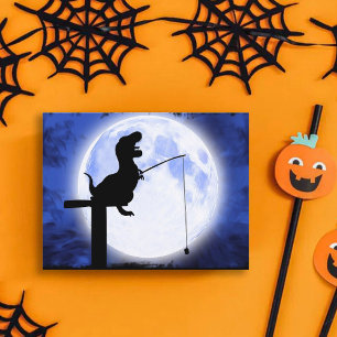T Rex Fischen auf dem Mond blauer Halloween Nacht Postkarte