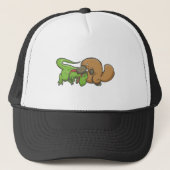 T-rex gegen Platypus Truckerkappe (Vorderseite)