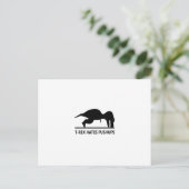 T-rex hasst Liegestütze.ai Postkarte (Stehend Vorderseite)