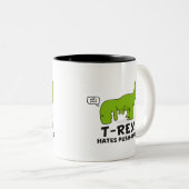 T-Rex hasst Stoß-UPS - lustigen Cartoon-Charakter Zweifarbige Tasse (VorderseiteRechts)