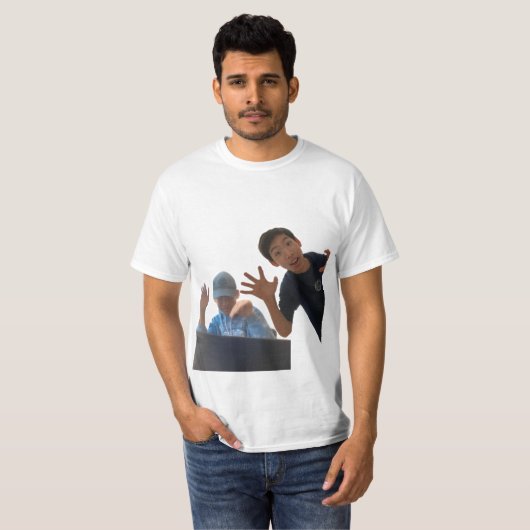 T - Shirt (Vorne ganz)