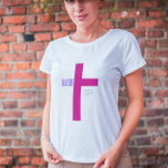 T - Shirt der Rettung mit benutzerdefiniertem Back<br><div class="desc">Heilung Jesus T - Shirt in minimalistischer Typografie. Dieses trendige,  moderne Design ist das perfekte Geschenk- und Modestatement. #christlich #religion #scription #religion #bible #jesus</div>