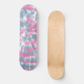 T-Shirt färben mit Tie Dye-Technik Skateboard (Vorderseite)