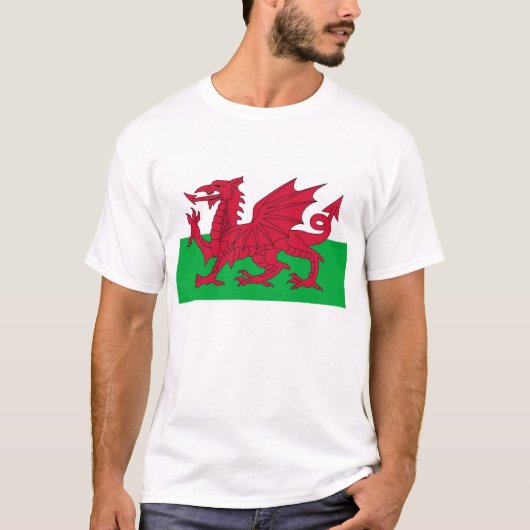 T Shirt mit der Flagge von Wales. (Vorderseite)