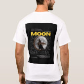 T-Shirt mit einem dynamischen Poster (Rückseite)
