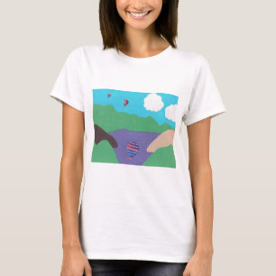 T - Shirt mit einer Bergsee-Szene.