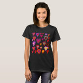 T - Shirt mit farbenfroher Herzlichkeit (Vorne ganz)