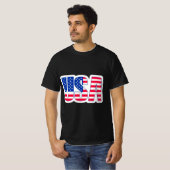 T - Shirt mit Flaggengedanken der Black USA (Vorne ganz)