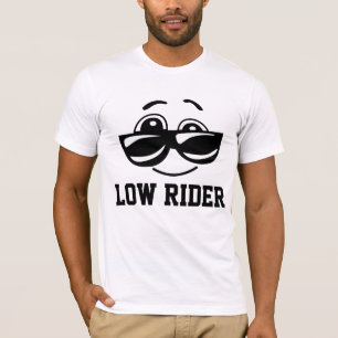 T - SHIRT MIT GERINGEM RICHTER