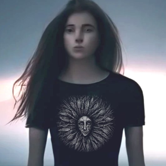 T - Shirt mit schwarzem und weißem Scratchboard