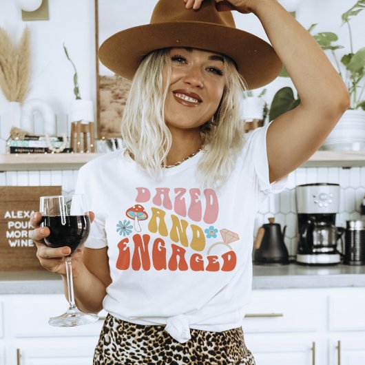 T - Shirt mit Verlobtem Junggeselinnen-Abschied