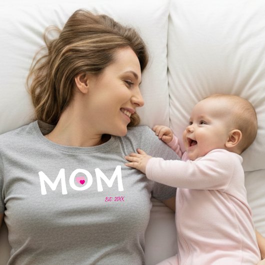 T-Shirt 'Mom Established' mit doppeltem, verschach