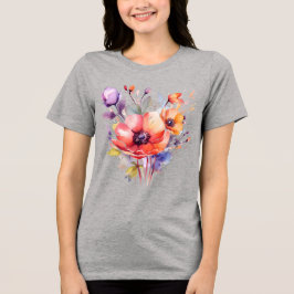 T - Shirt von Aquarellmohn ist ein zartes Blumenmo