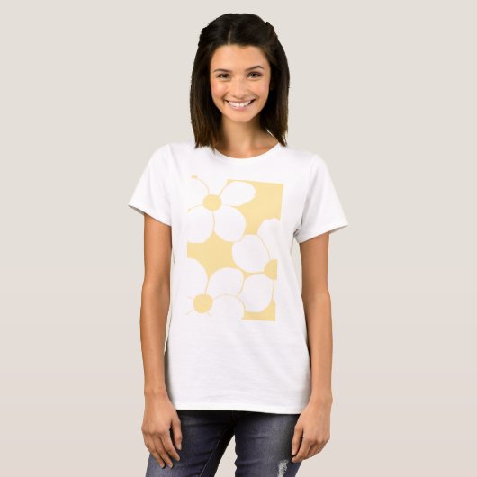 T - Shirt von Frauen mit Buttergelbem Blumendruck (Vorne ganz)