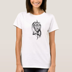 T - Shirt von Frauen mit Stammeswolf