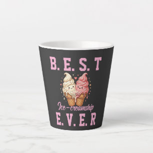 T-Shirt zum Tag des besten Freundes: Süßes Eis-Bes Milchtasse